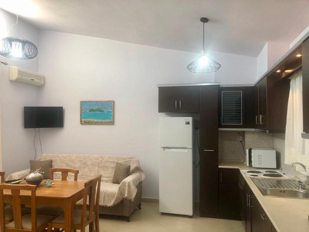 Di Mare Apartment Keramoti  Exterior photo